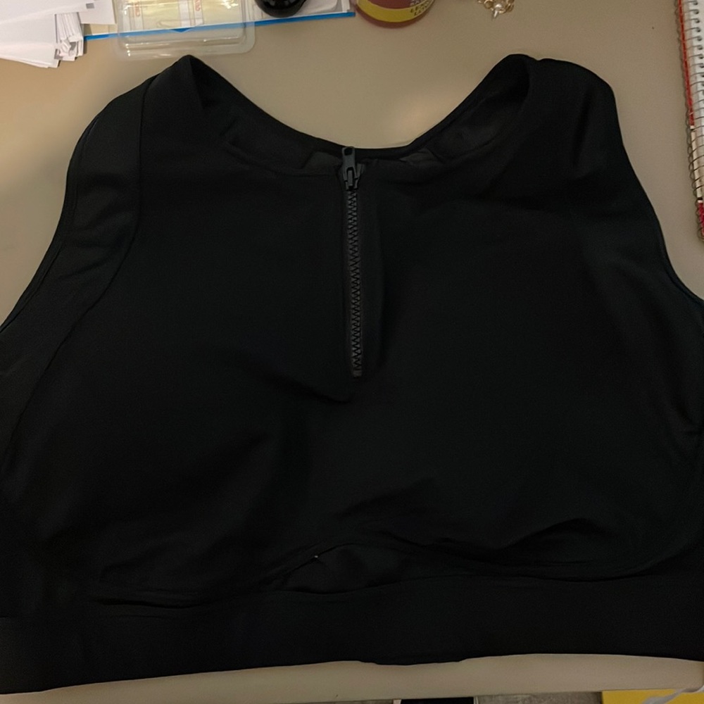 FABLETICS high impact sports bra (black) with zipper front PLUS SIZE 4X